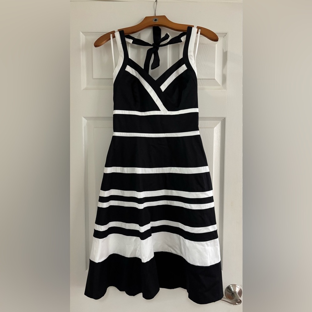 NEW With Tags White House Black Market Striped Halter Dress Size 0 XS